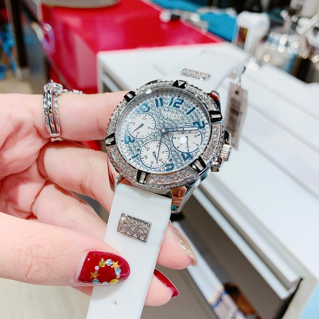 W1160l4 guess Clearance