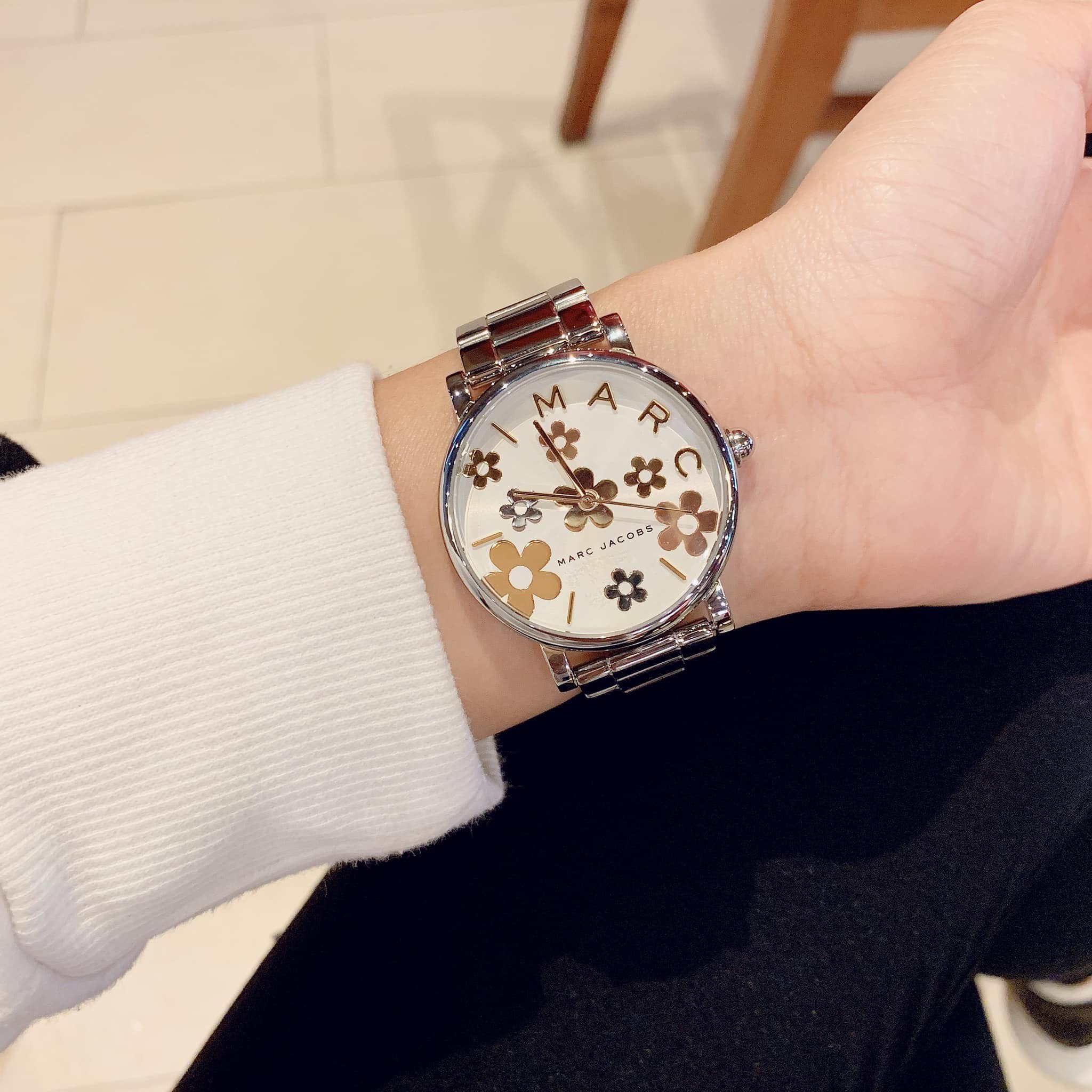 ng H Marc Jacobs N MJ3579 36mm Chinh Hang Shop ng H Xach Tay
