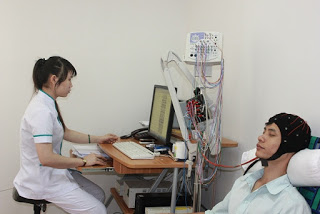 ĐIỆN NÃO ĐỒ TRONG CƠN ĐỘNG KINH