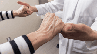 NÓI VỀ CHỨNG CO RUN CHÂN TAY
