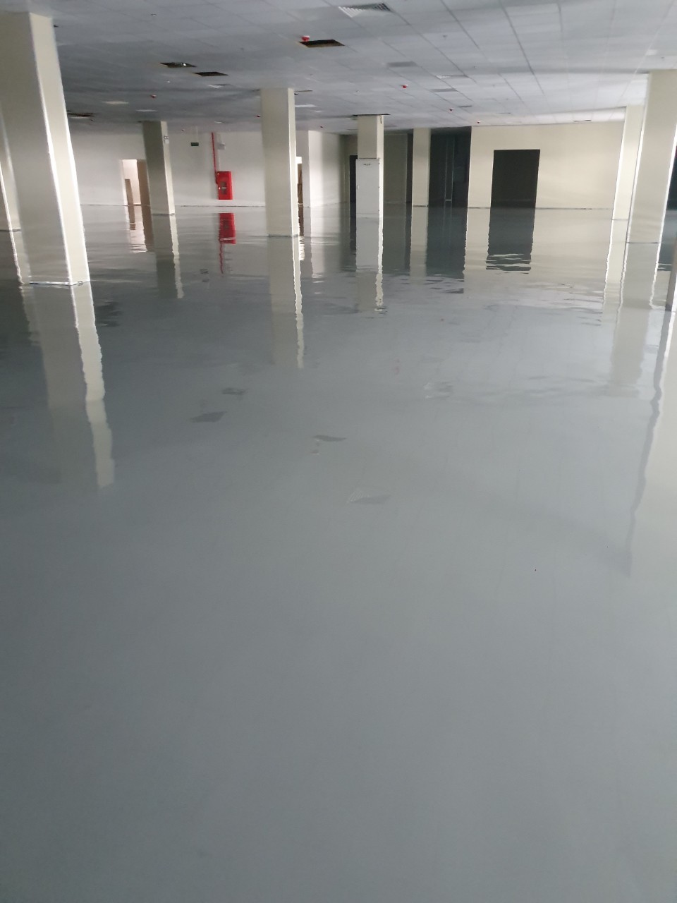 Thi công sơn nền epoxy nhà xưởng công nghiệp KCN Quế Võ 3