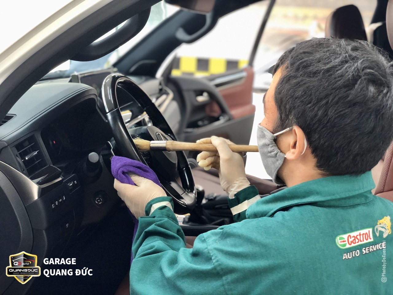 DỌN NỘI THẤT Ô TÔ NGẬP NƯỚC VỚI QUY TRÌNH XỬ LÝ CHUYÊN SÂU TRÁNH NHỮNG HẬU QUẢ KHÓ LƯỜNG