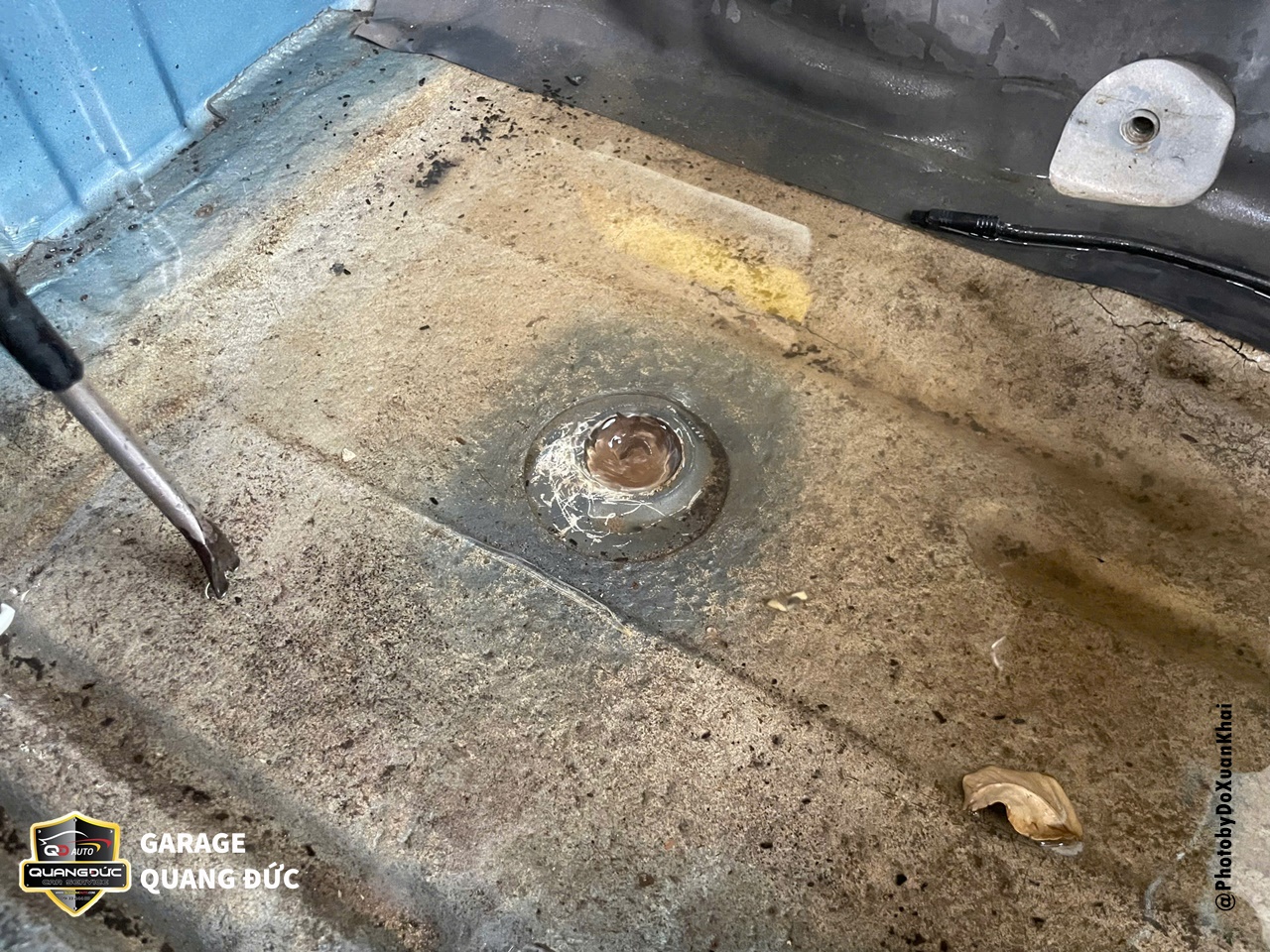 DỌN NỘI THẤT Ô TÔ NGẬP NƯỚC VỚI QUY TRÌNH XỬ LÝ CHUYÊN SÂU TRÁNH NHỮNG HẬU QUẢ KHÓ LƯỜNG