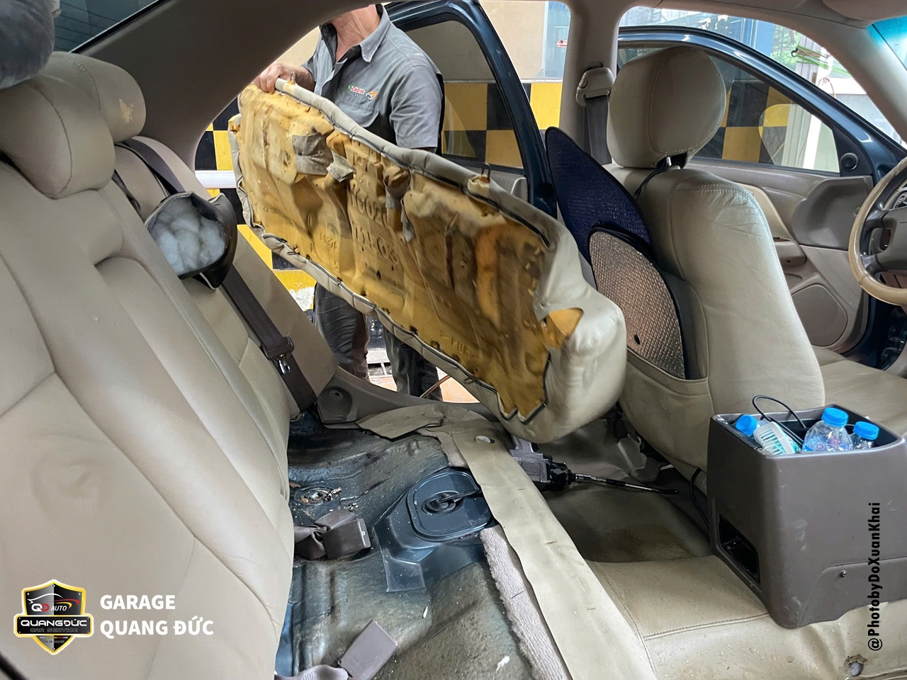 DỌN NỘI THẤT Ô TÔ NGẬP NƯỚC VỚI QUY TRÌNH XỬ LÝ CHUYÊN SÂU TRÁNH NHỮNG HẬU QUẢ KHÓ LƯỜNG