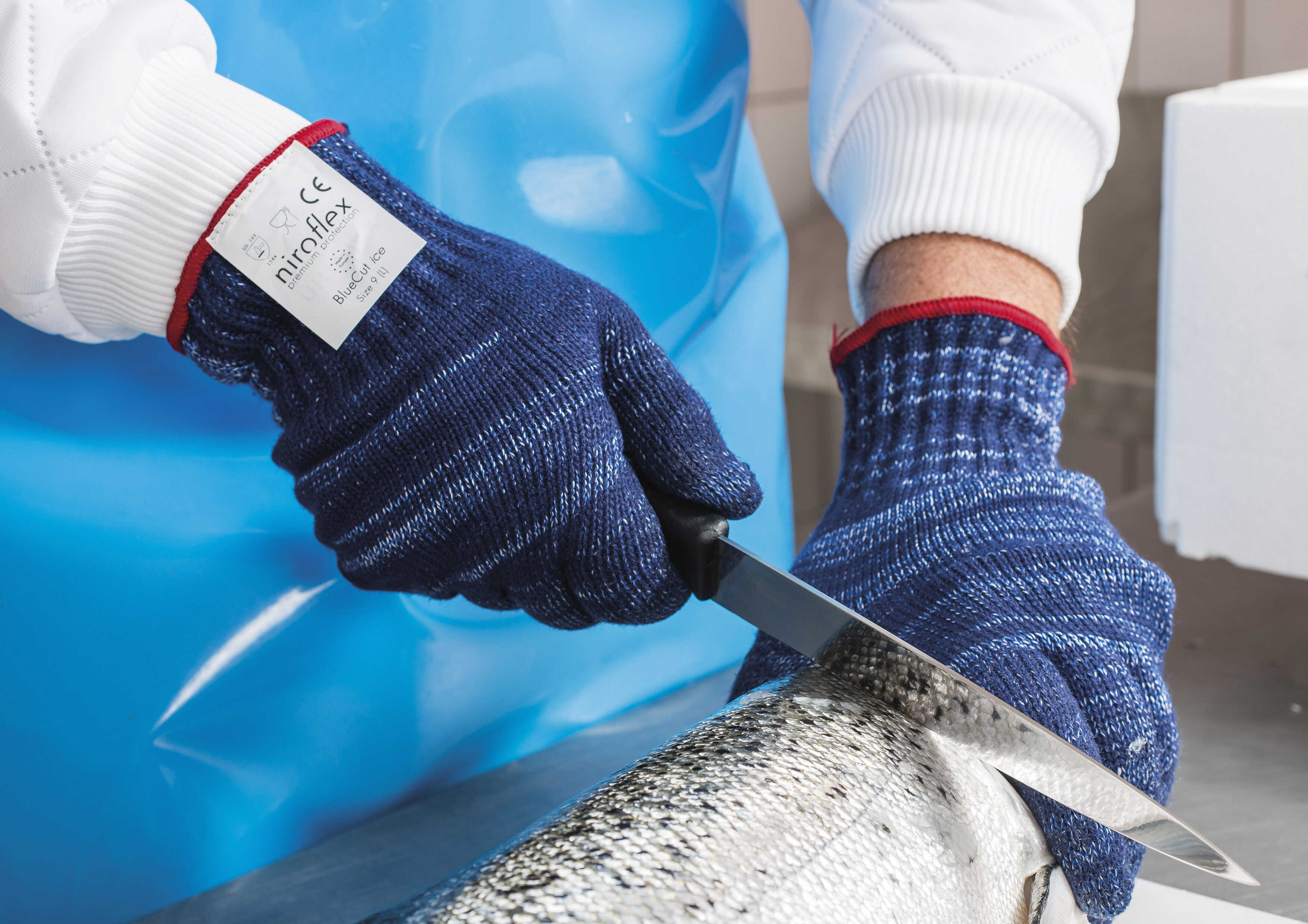 Hướng dẫn vệ sinh găng tay bảo hộ lao động đúng cách, sử dụng lâu dài Bảo  hộ lao động Thăng Long