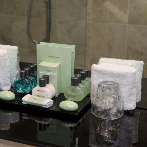 Điểm danh những món đồ dùng miễn phí trong khách sạn