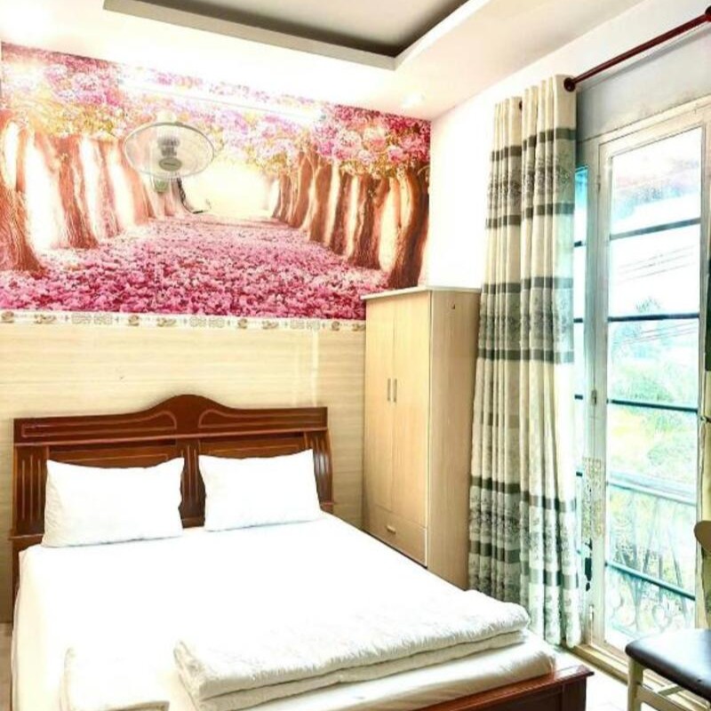 Top 7 Khách Sạn Gần Làng Đại Học Quốc Gia Tiện Nghi