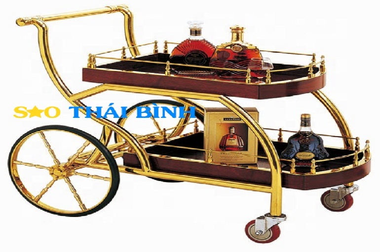 3 chức năng tuyệt vời của xe đẩy rượu mang lại trong khách sạn