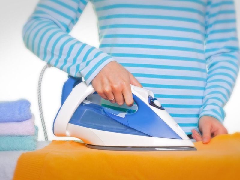 Bảo quản và sử dụng bàn là khô đúng cách