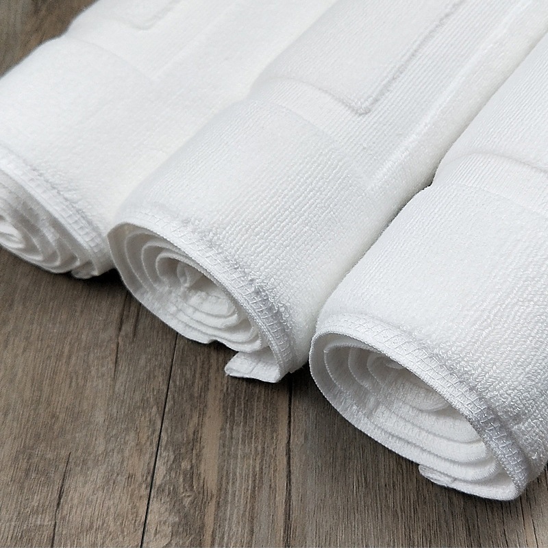 Khăn chùi chân khách sạn chất liệu Cotton