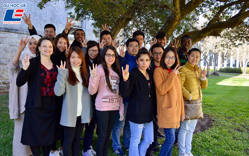 Gặp gỡ đại diện trường Trinity College đầu năm 2019