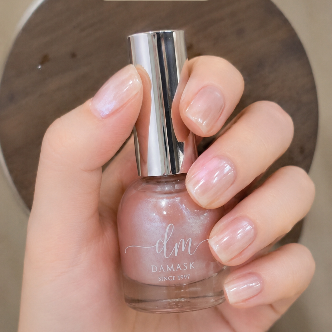 Sơn móng gel lạnh ngọc trai DAMASK  - NT10
