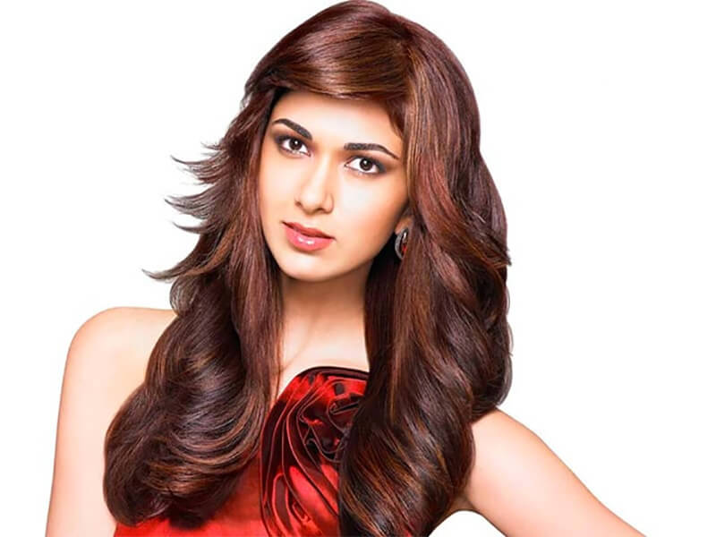 Kiểu tóc dài gợn sóng đang được yêu thích