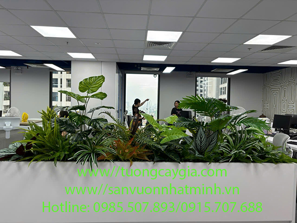 Decor hệ thống cây xanh nhân tạo tại tập đoàn FC Việt Nam