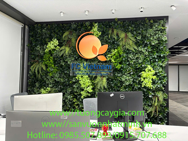 Vách Cây Nhân Tạo Đẹp Cho Không Gian Văn Phòng FC Việt Nam