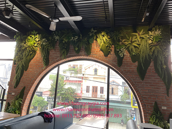 Decor thảm rêu cao cấp cho nhà hàng Hicoffee - thị trấn Hưng Hà - Thái Bình