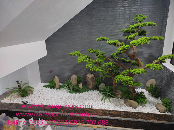 Thi công lắp đặt tiểu cảnh, cây tùng gầm cầu thang tại Việt Trì - Phú Thọ
