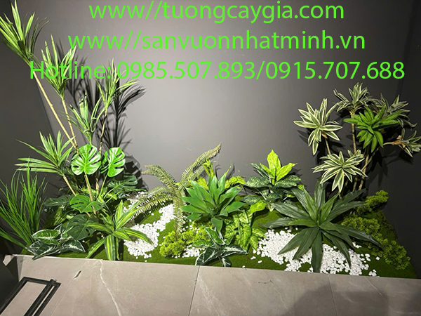 Góc tiểu cảnh xanh cho Showroom Hùng Túy - chuyên trưng bày thiết bị nội thất cao cấp