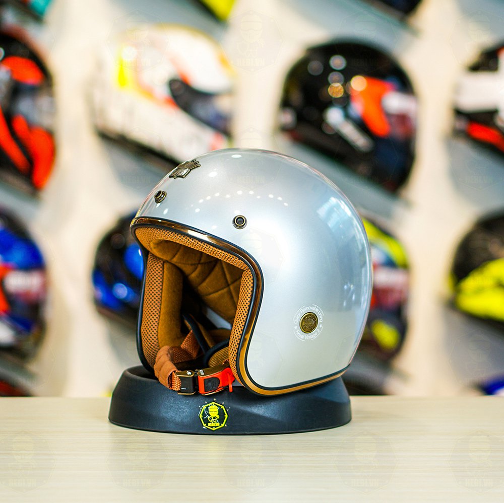 Mũ 3/4 ROYAL M20C Ruby Bạc Bóng FREESHIP