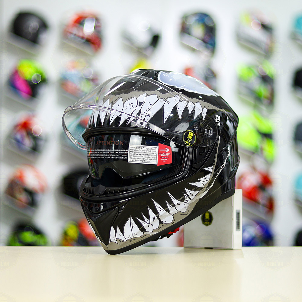 Mũ EGO E81 Đen Bóng + Dán Tem Decal Venom Xám FREESHIP