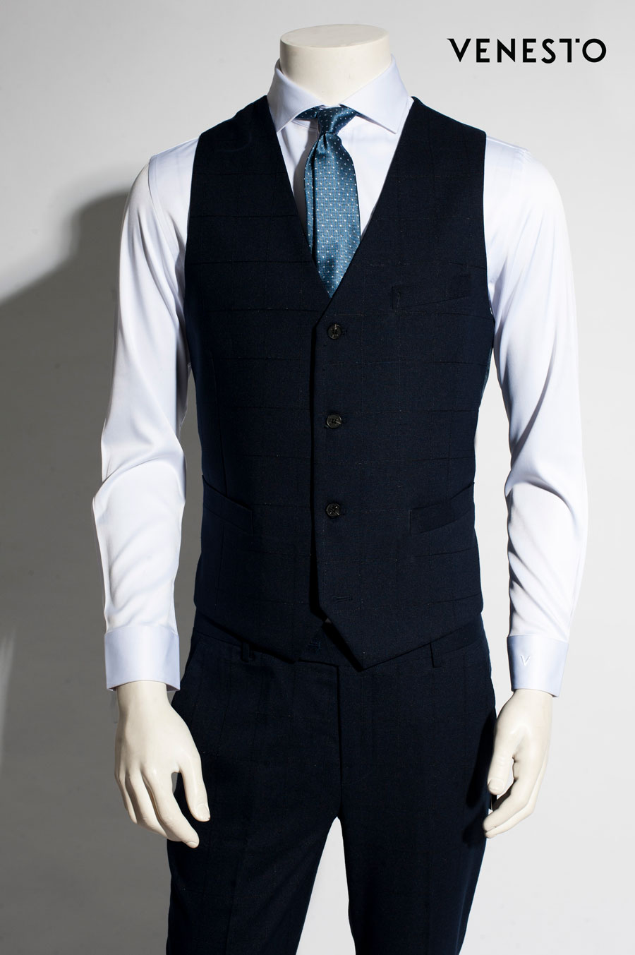Top 9 shop bán áo vest nam đẹp và chất lượng nhất ở TP Hải Phòng -  sakurafashion.vn