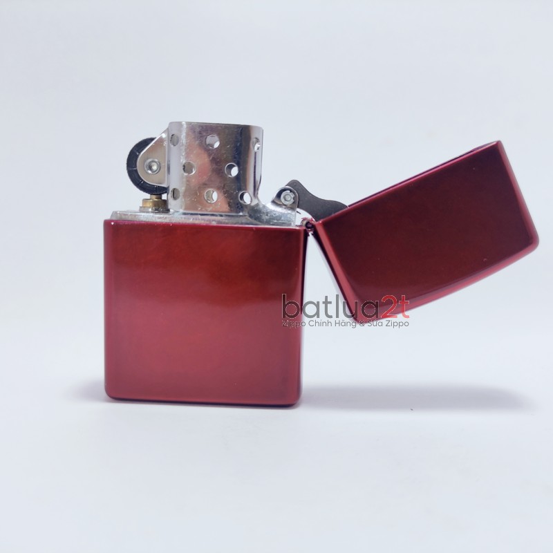 Zippo Candy Apple Red 21063 Zippo Màu Đỏ Kẹo Táo Bật Lửa 2T