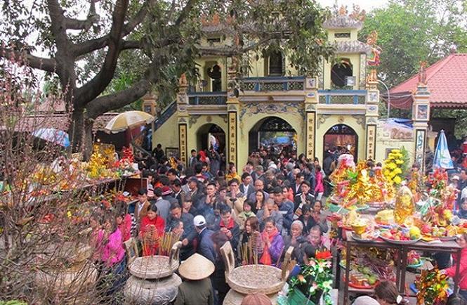 Bài văn khấn cúng tại đền Bà Chúa Kho