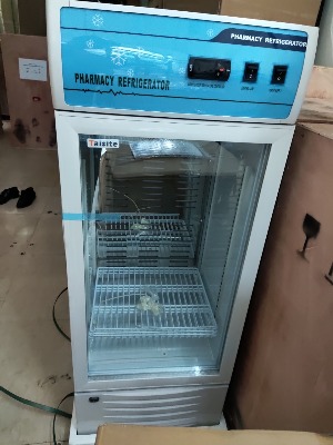 Tủ lạnh bảo quản dược phẩm 2oC ~ 8oC, 138L, Model:PC-5V130, Hãng: TaisiteLab Sciences Inc / Mỹ