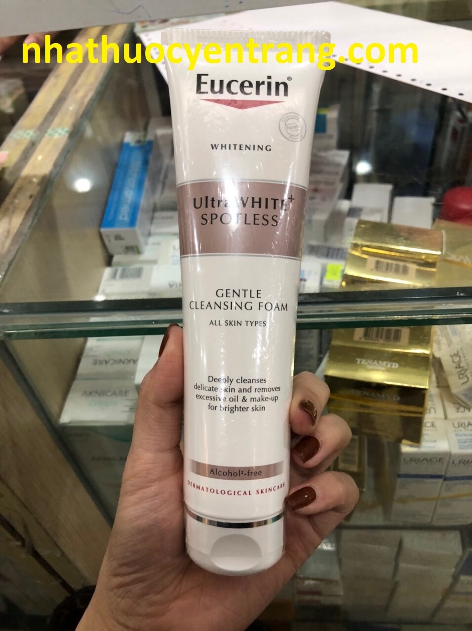 Sữa Rửa Mặt Sáng Da Eucerin White Therapy Cleansing Foam (150ml)