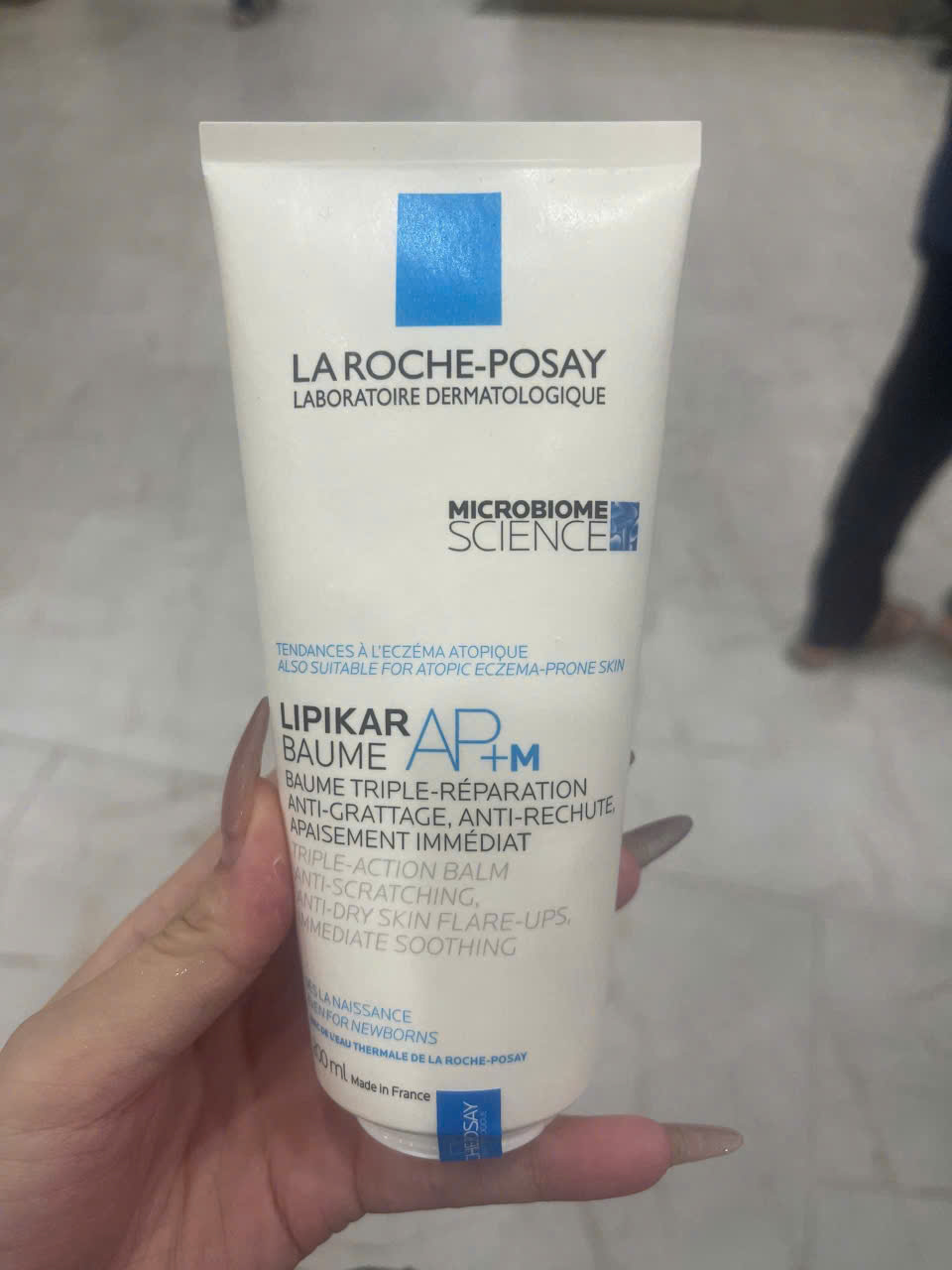 Kem dưỡng làm dịu nhanh da siêu khô/dị ứng La Roche-Posay Lipikar Baume AP + M 200ml