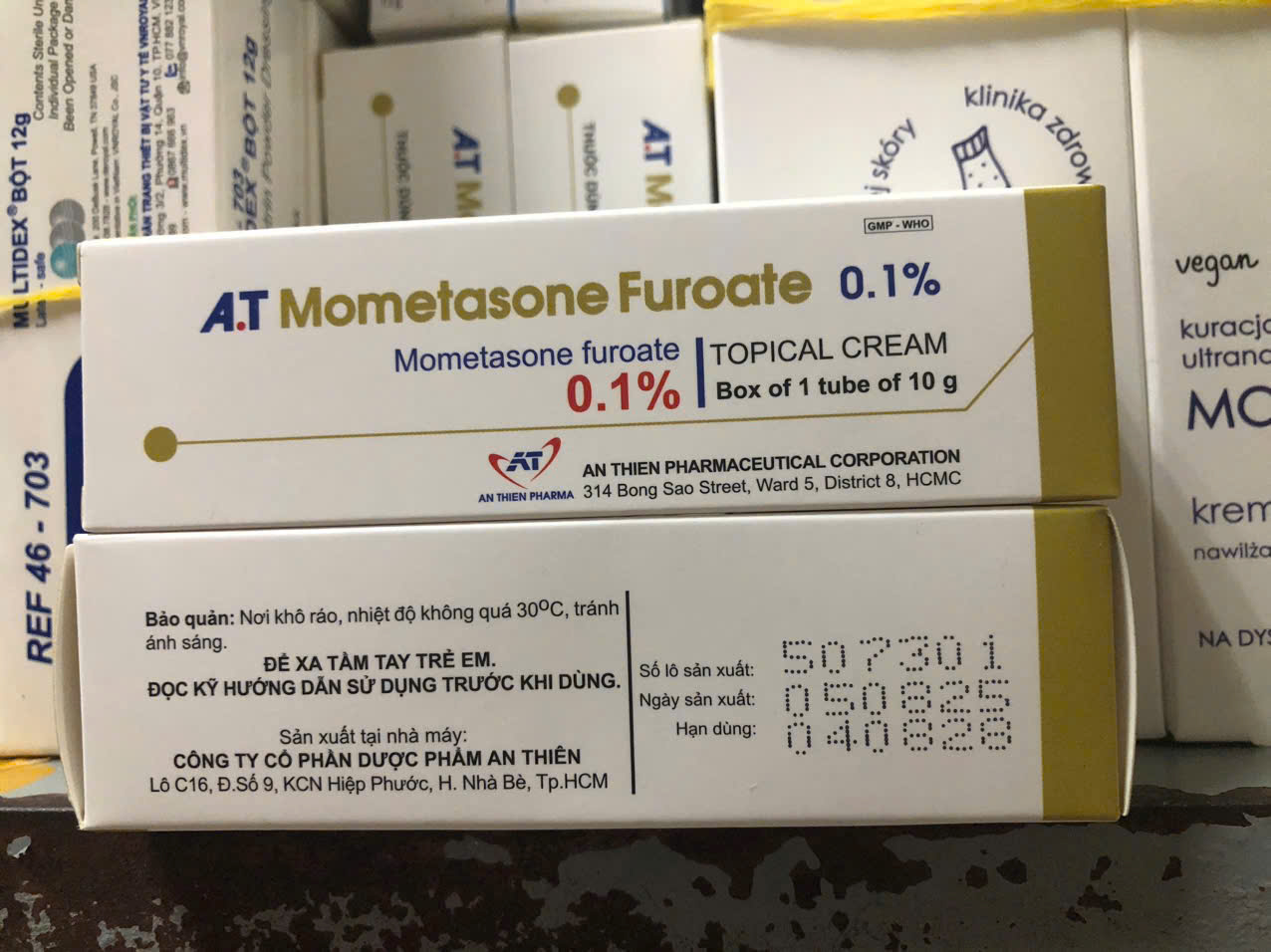 A.T Mometasone 0,1% 10g