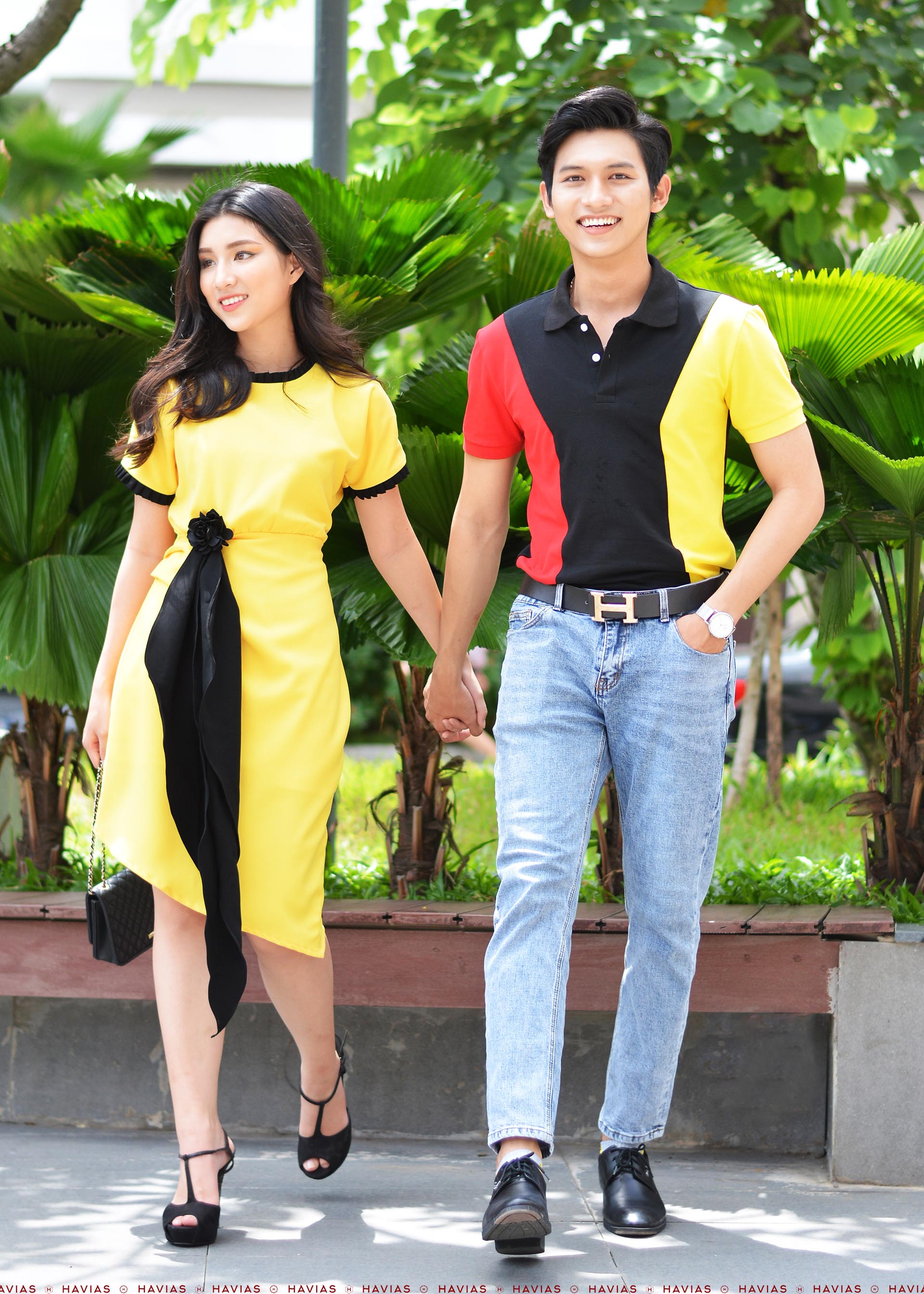 Đồ Đôi Thiết Kế Cao Cấp Couple Strong Shoulder Polo & Black Band Yellow Dress