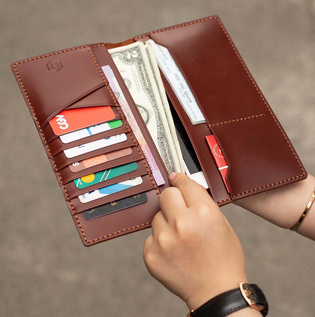 Couple Ví Venuta & Venumi Handcrafted Wallet Red Brown