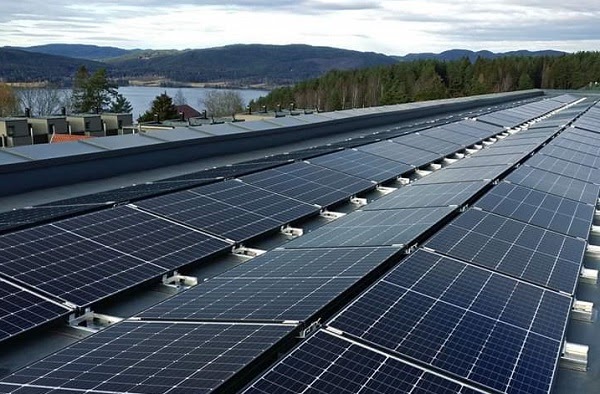 se-co-lan-song-moi-lap-dien-mat-troi-tren-mai-nha