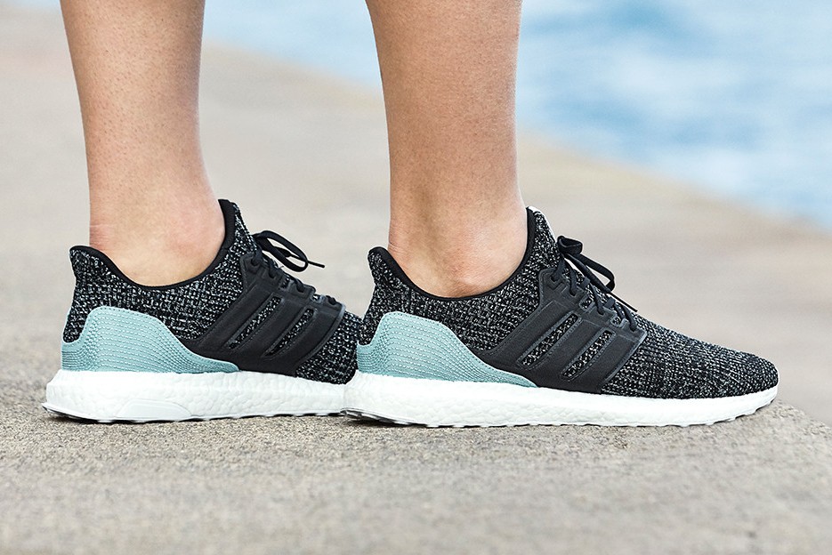 adidas ultra boost 4.0 parley carbon
