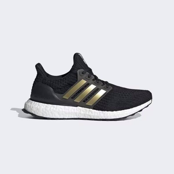 Ultraboost 4.0 DNA với khả năng ôm chân ổn định