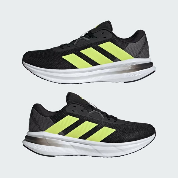 Một trong những mẫu giày Adidas đẹp được giới trẻ ưa chuộng nhiều hiện nay