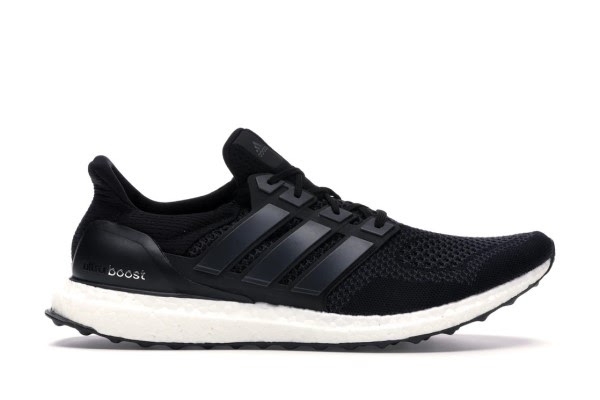 Ultra Boost 1.0 phiên bản màu đen