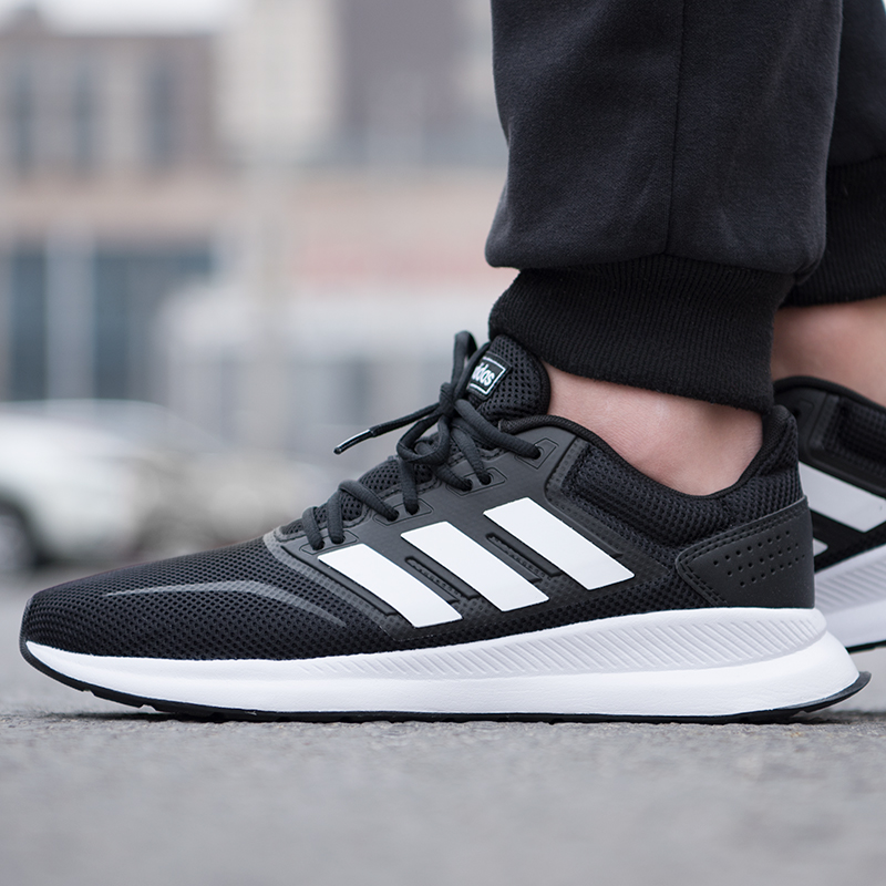 adidas falconrun m