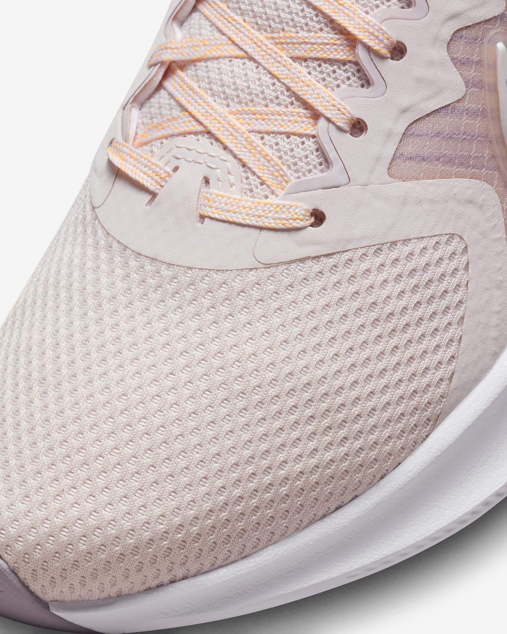 cw3413 nike