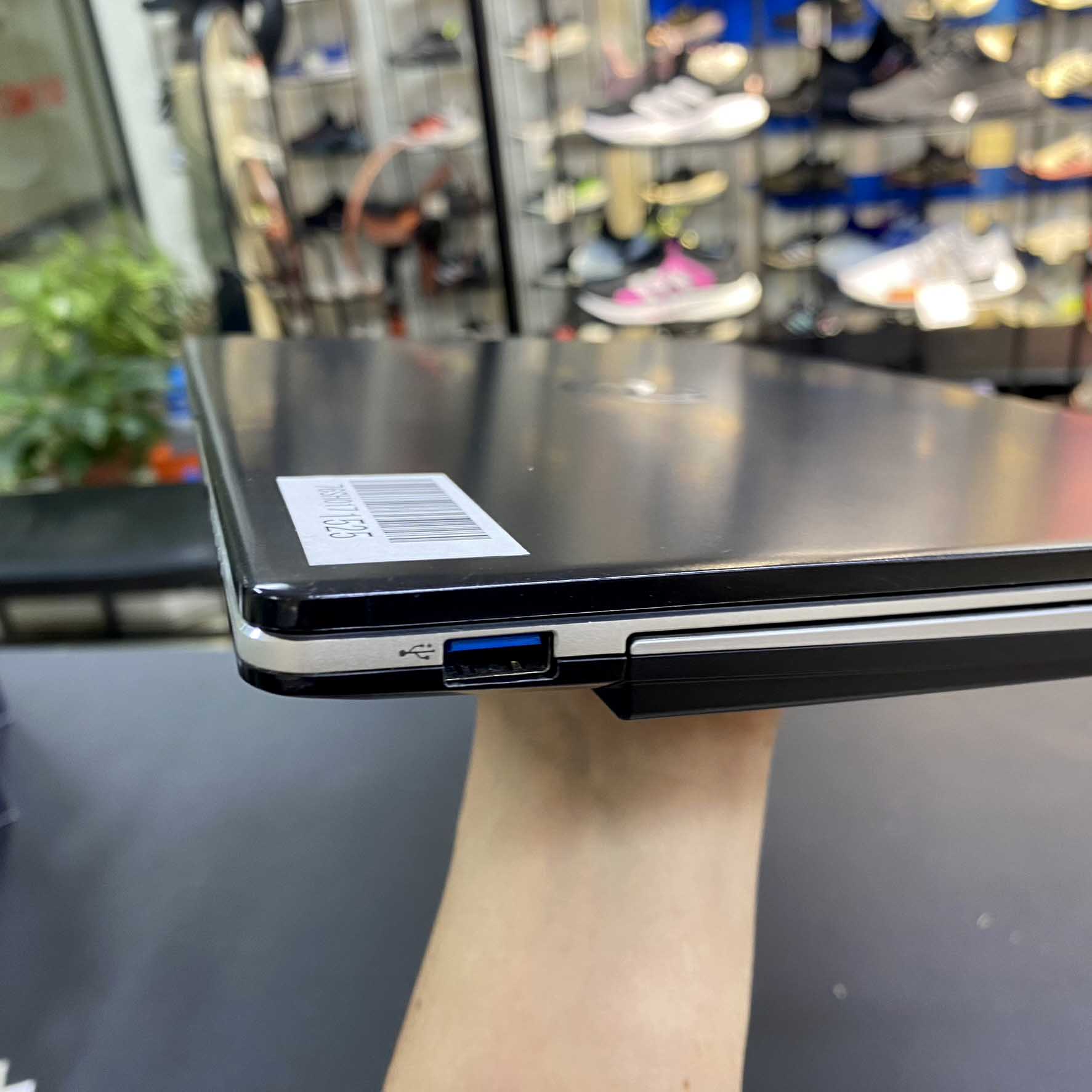 Đã qua sử dụng】Fujitsu LIFEBOOK S937/S Core i5 7300U 2.6GHz Đã qua sử dụng】Fujitsu LIFEBOOK S937/S Core i5 7300U 2.6GHz