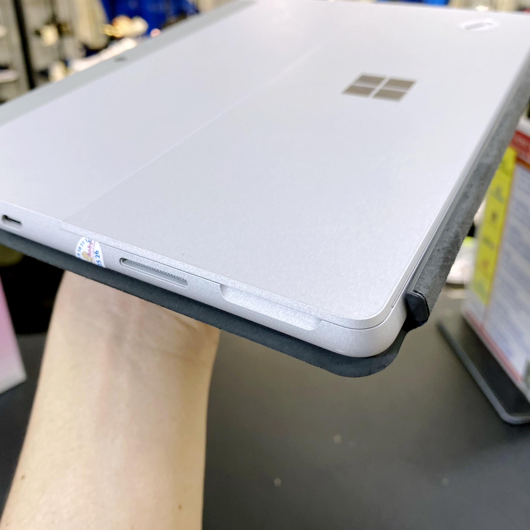 Microsoft Surface Go 1824 2 In 1 Laptop | Intel Pentium Gold 4415Y | 8GB RAM | 128GB SSD | Windows 10 - Online At Best Price In Singapore Only On