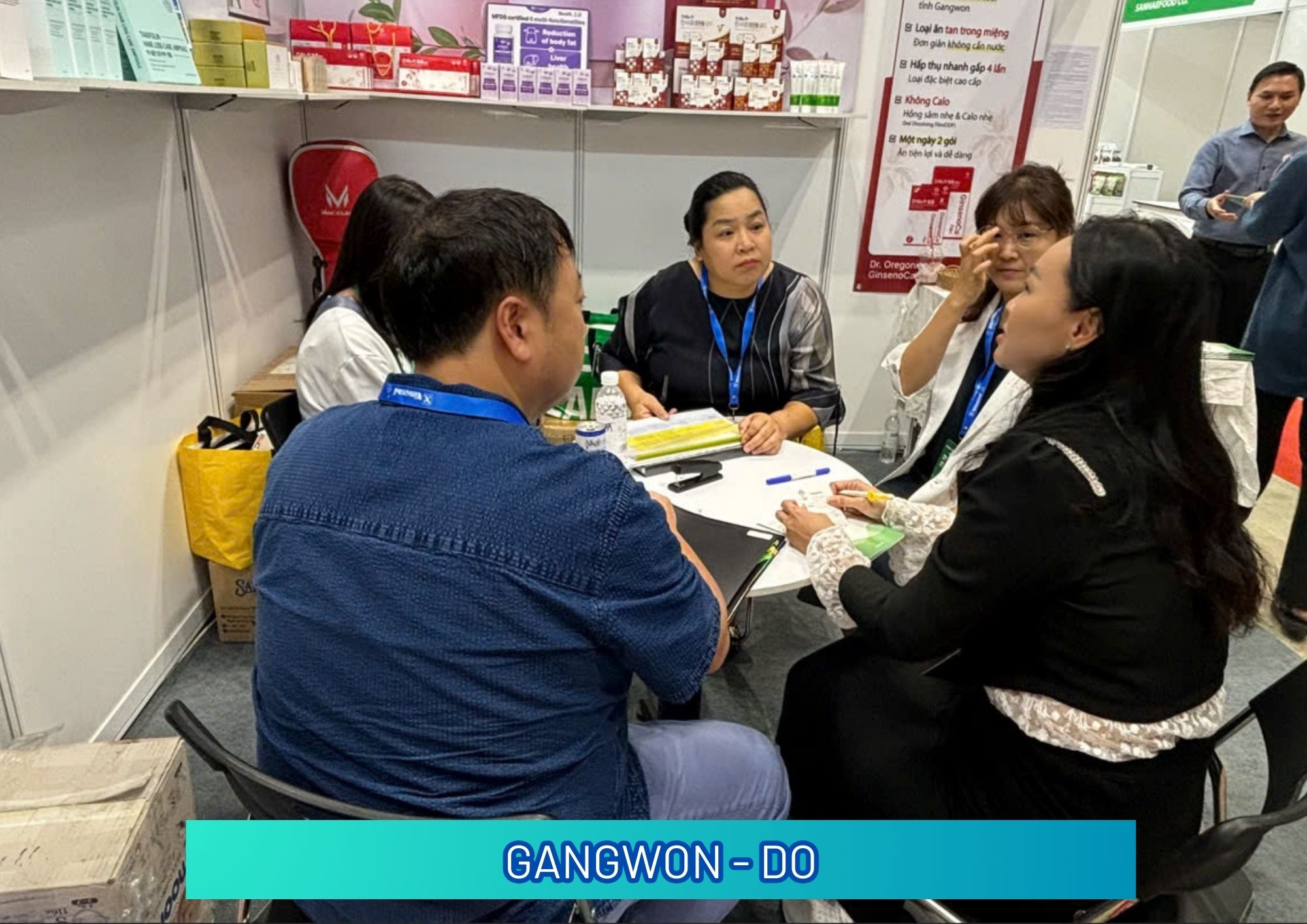 GANGWON - DO - 5 SUPPLIERS - ONLINE MEETING - SINASEAN VIETNAM CONTRIBUTES TO PROMOTING THE DEVELOPMENT OF KOREAN COSMETICS IN VIETNAM