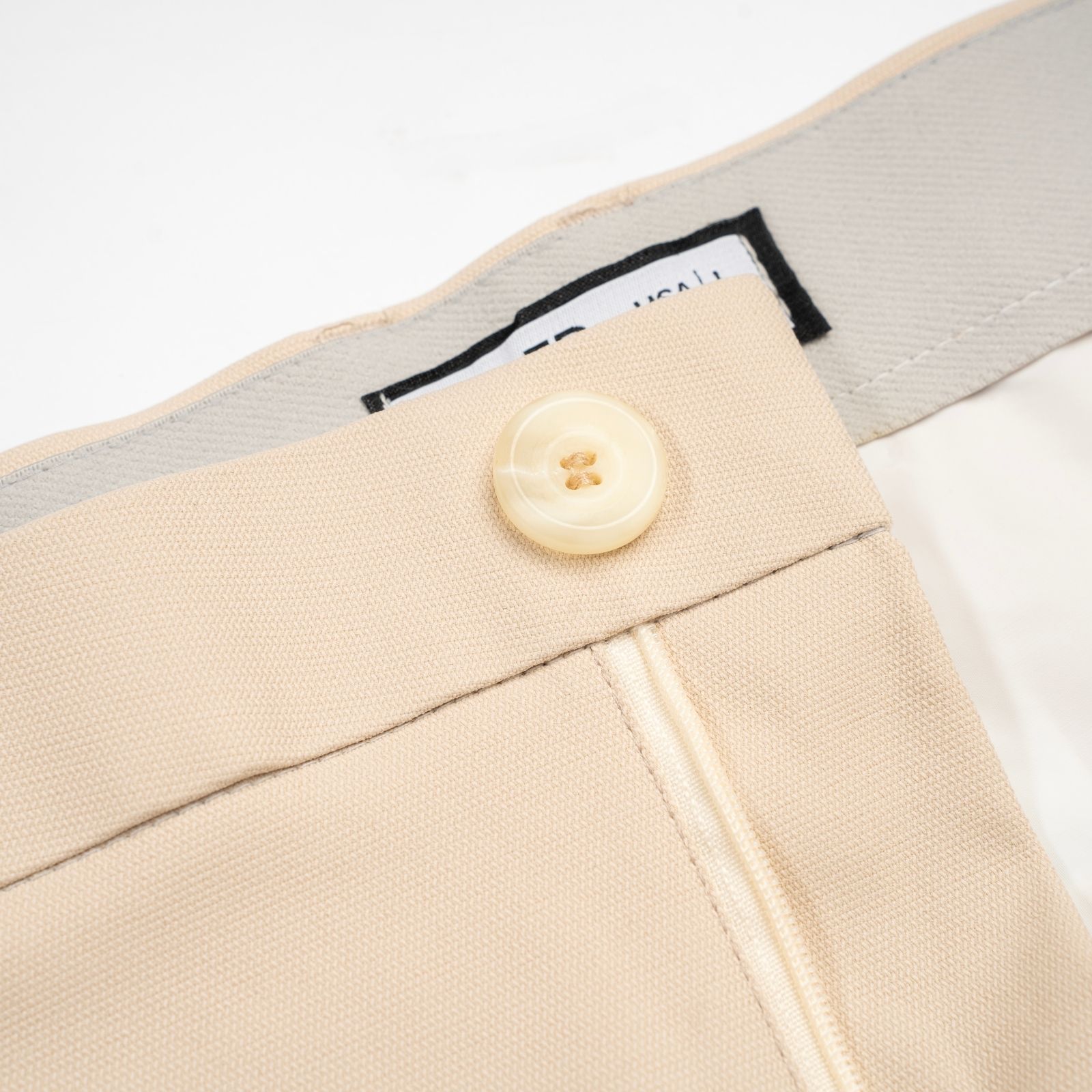 SP842 - Quần short Refined