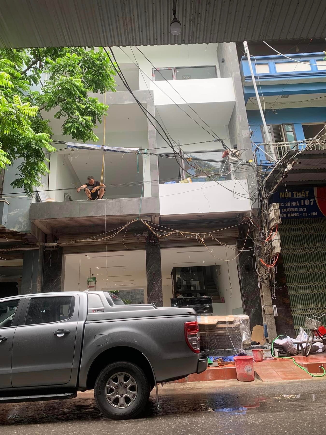 Thi công cửa phòng ngủ và cửa phòng tắm tại Hữu Bằng - Thạch Thất - Hà Nội