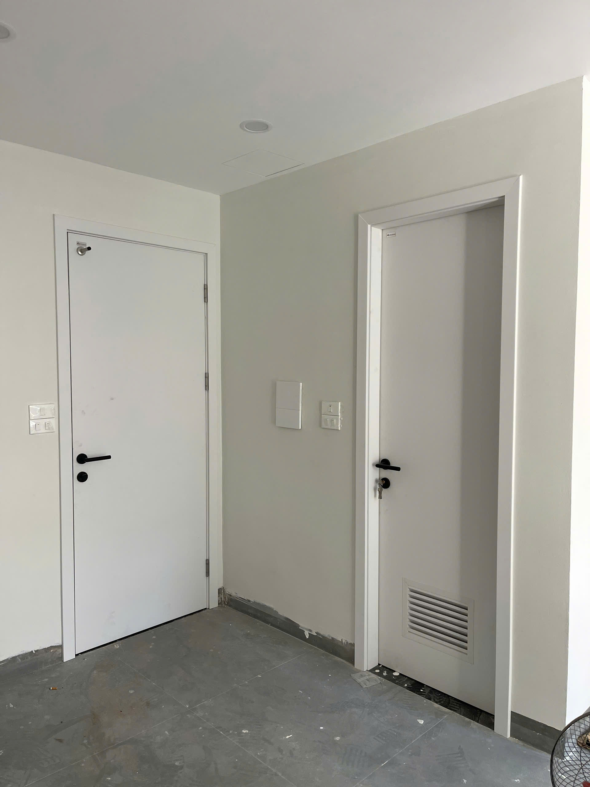 Thi công lắp đặt 28 bộ cửa Chung Cư Mini Tại 184 Đường Bưởi