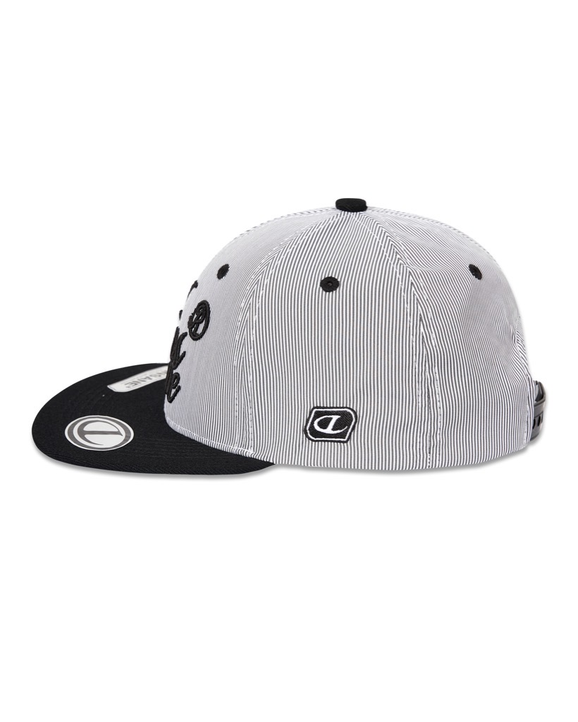 Striped Snapback - Black