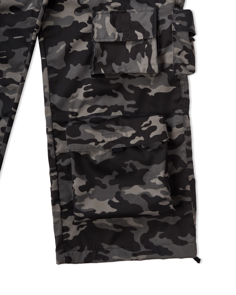 Insane® Baggy Camo Pants - Green