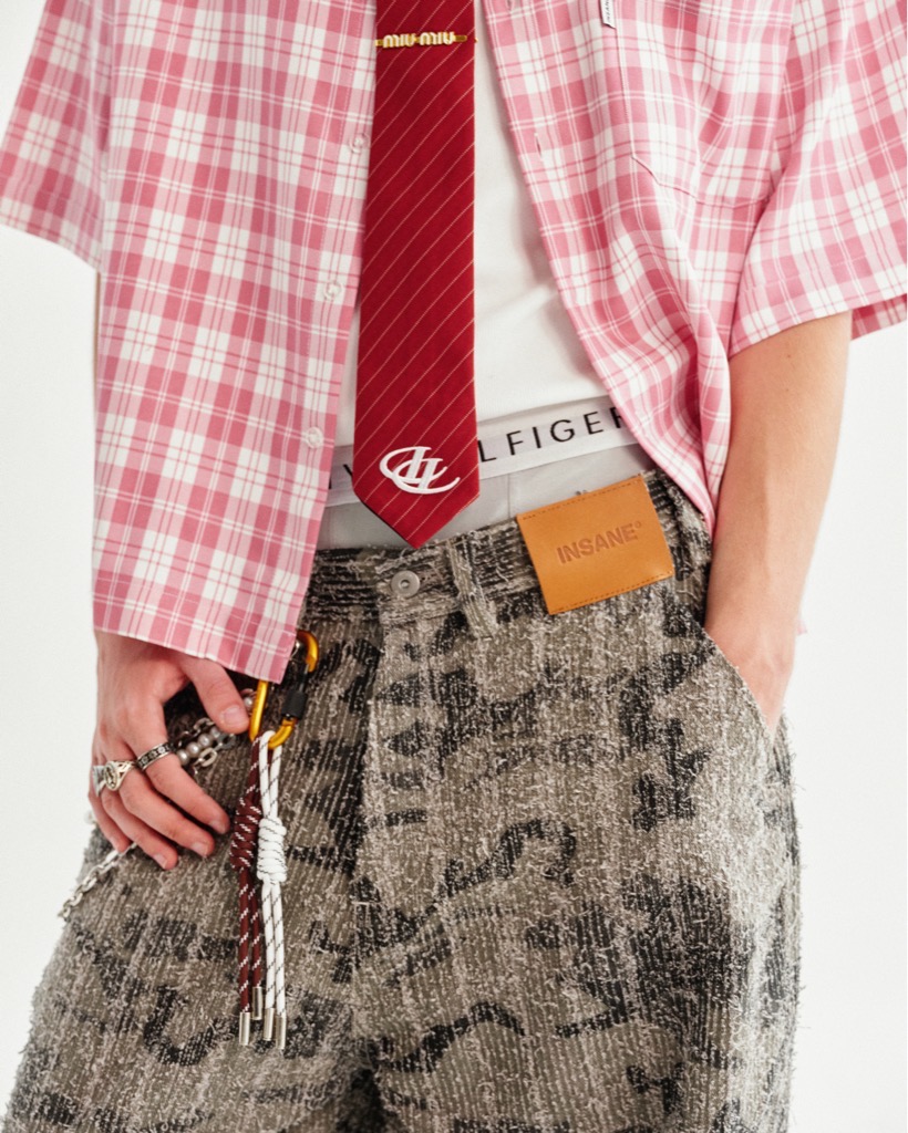 Insane® Logo Cravat - Black