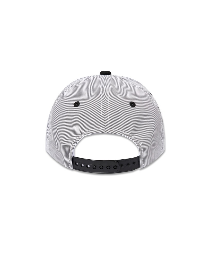 Striped Snapback - Black
